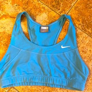 NIKE SPORTS BRA SMALL